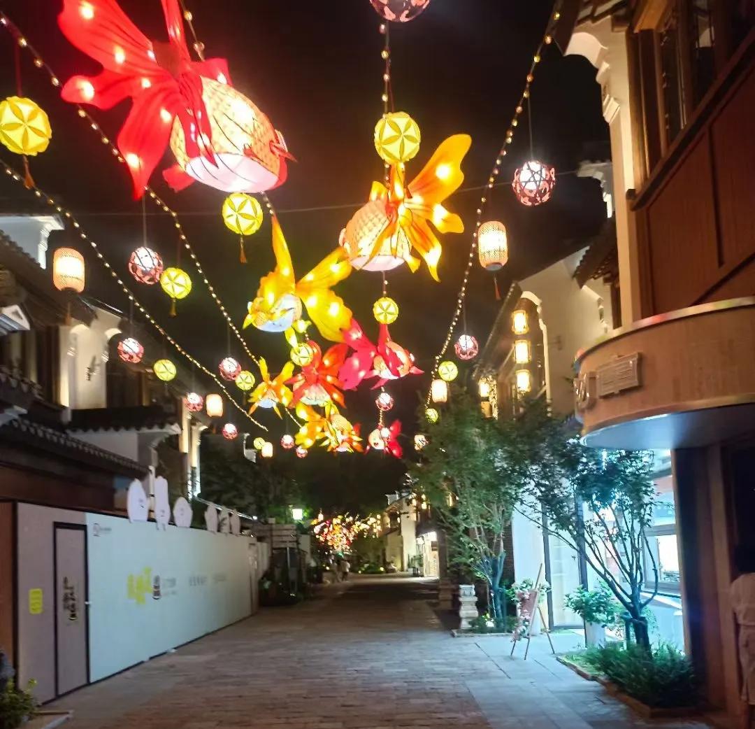 无锡头条：原来我真的是输了，当年我和同学，一个上了大专

一个念了中专，毕业后，