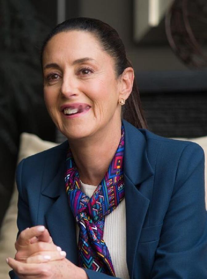 快讯！快讯！
 
据媒体报道，墨西哥方面突然宣布了这起街头男子靠近并试图亲吻总统