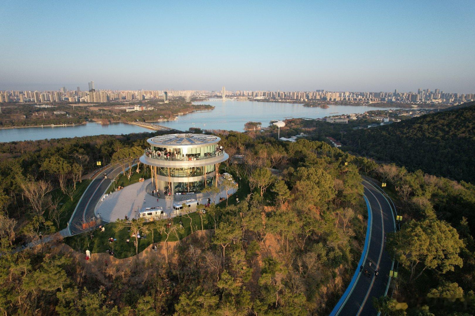 🌿 宝界山林公园（免费！0元打卡也太香啦）📍 地址：滨湖区山水东路1号（宝界