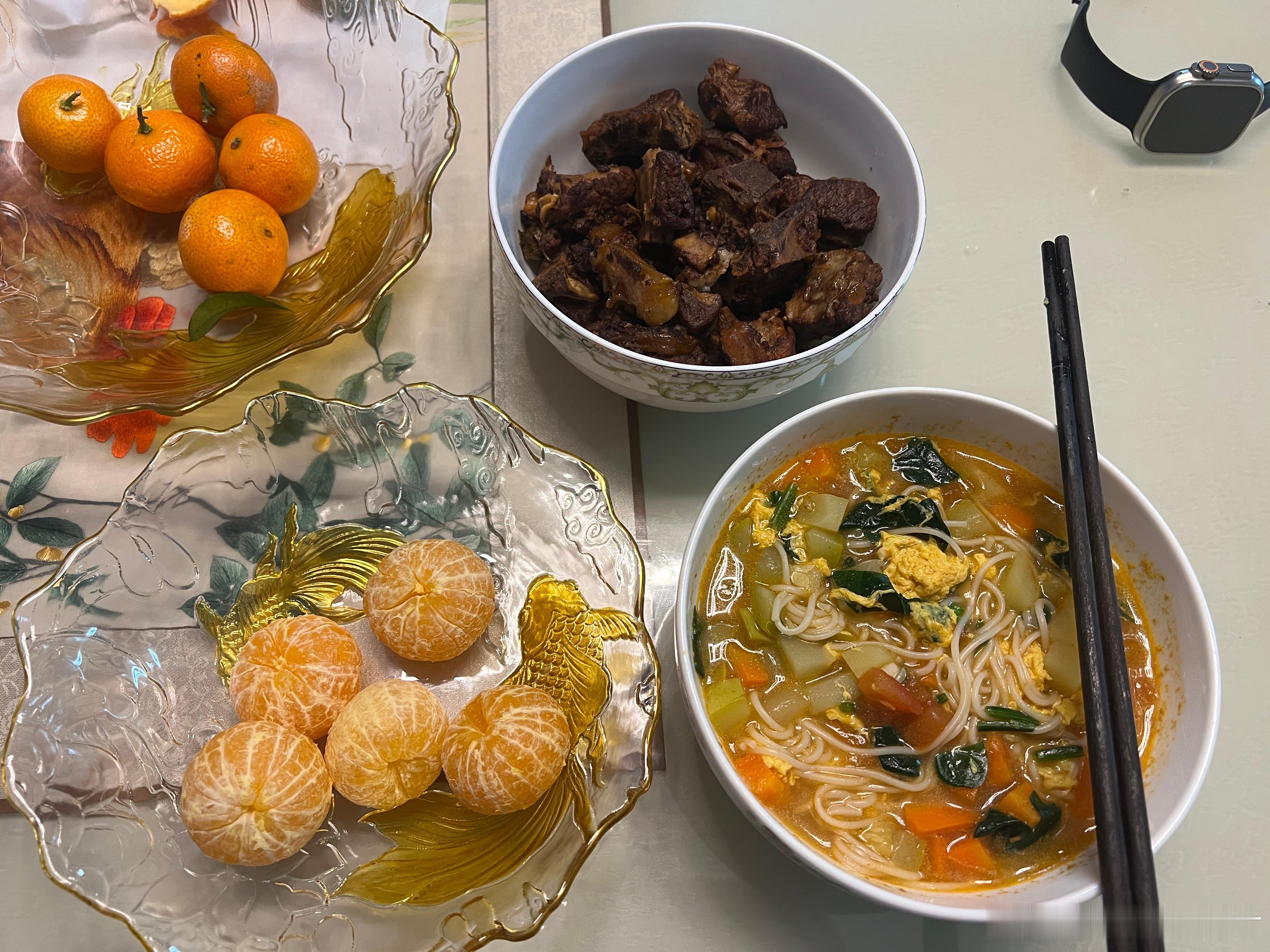 今天出发前的妈妈牌早餐吃饱了回北京继续上班 临汾