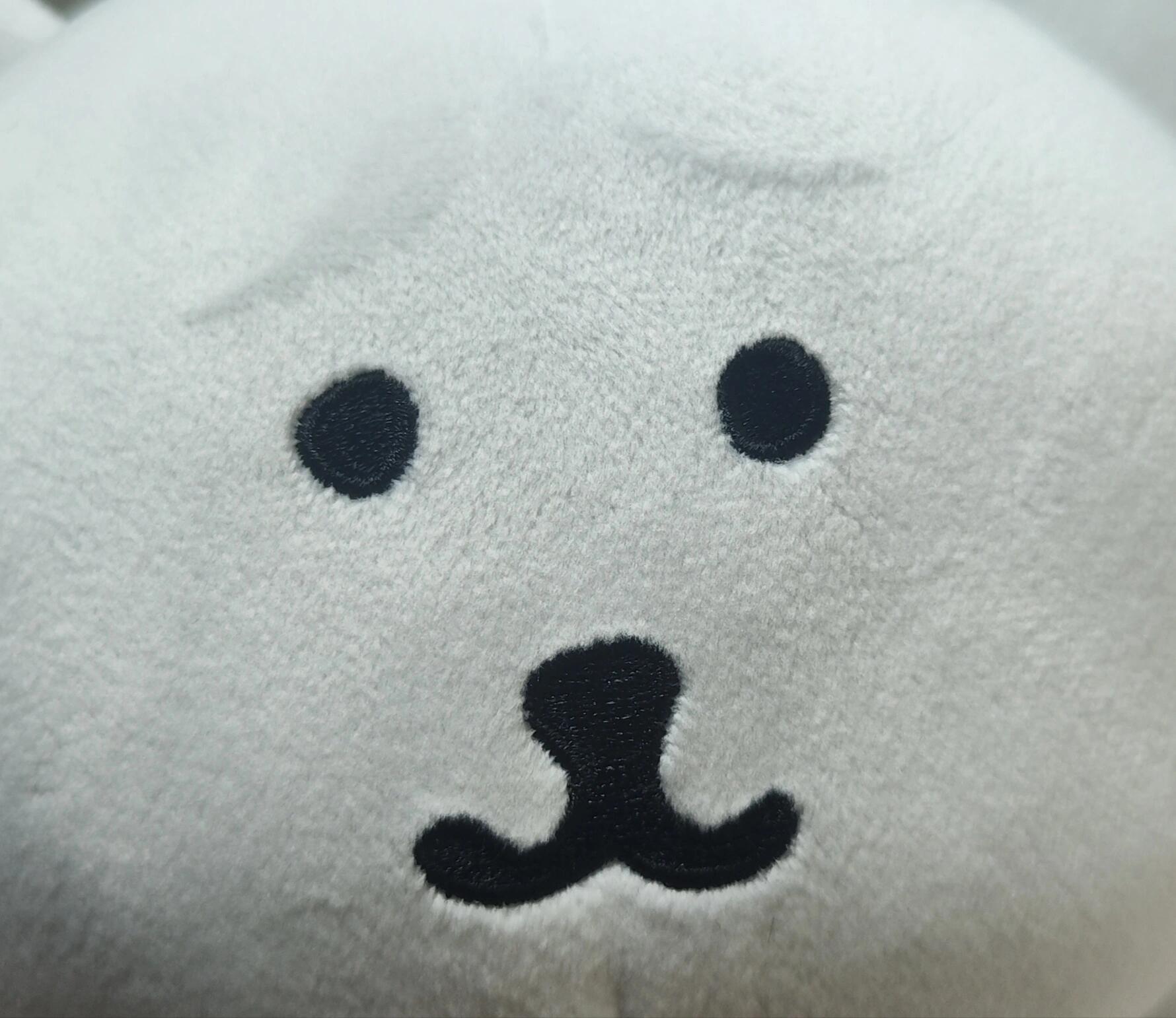 男子用AI写歌仅版权赚了5位数AI降低创作门槛造副业红利，但版权合规隐患仍是最大