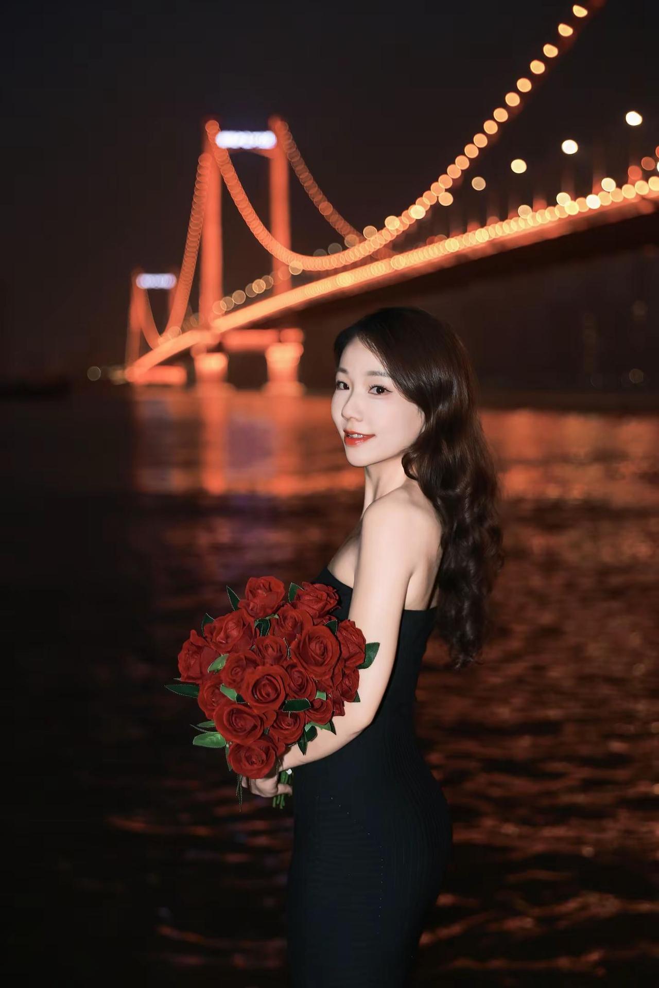📍 Wuhan-鹦鹉洲长江大桥。不被定义 庆幸自由 你可以是任何样子鹦鹉洲长江