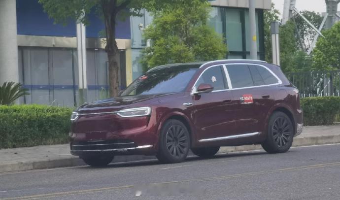 问界M7 是真帅啊，不出意外，2025年年度爆款可以提前预定了汽场全开 ​​​