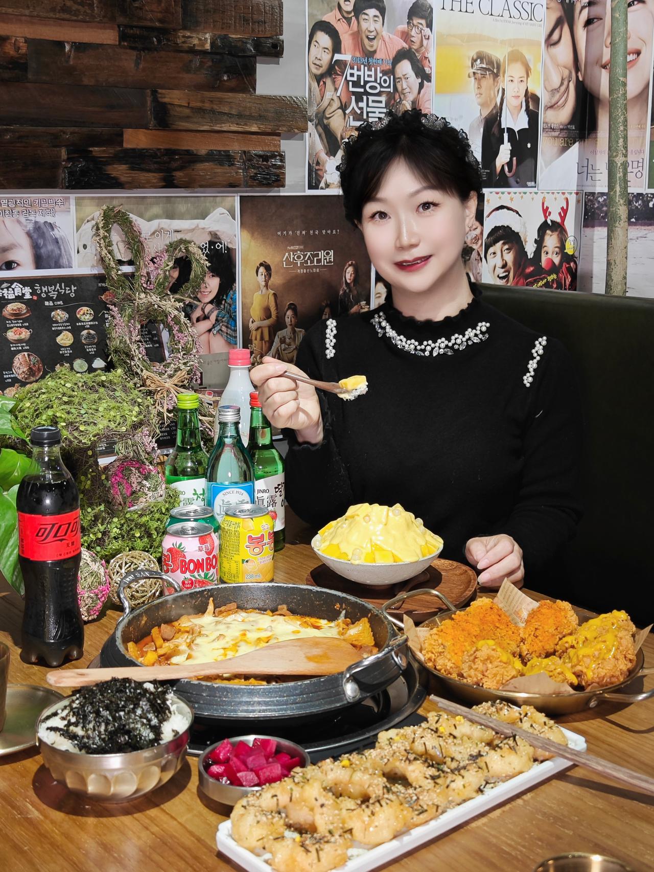 藏在高新的幸福食堂 一秒穿越🇰🇷街头
西安高新的烟火里藏着一家治愈系韩料小店