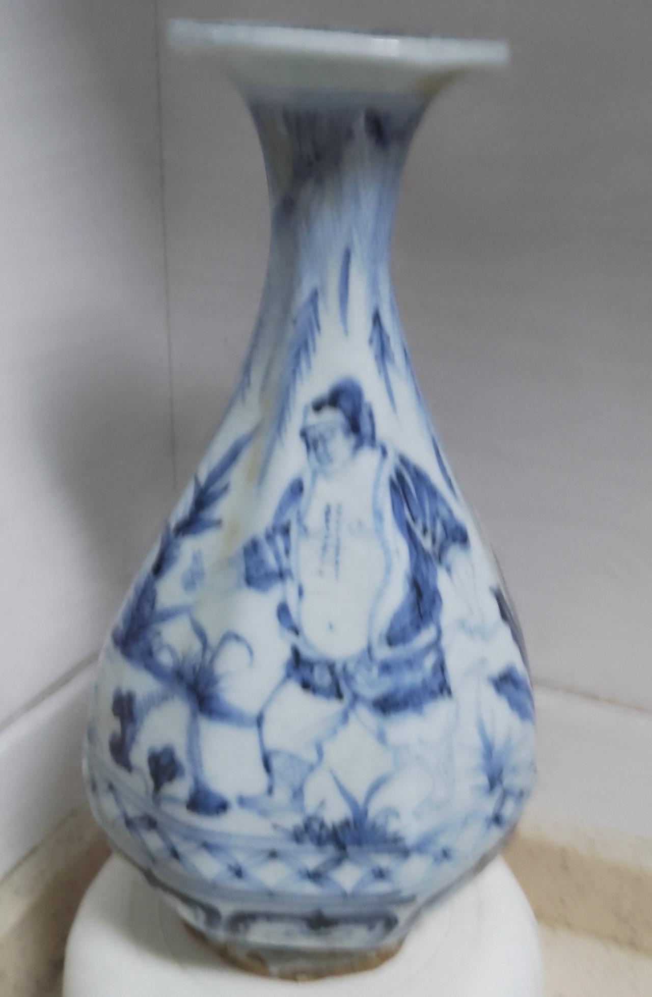 冬日生活打卡季 玉壶春酒香，瓷瓶藏诗情。民间藏元青，出世共鉴赏。[灵光一闪][灵