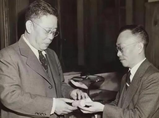 1941年，青霉素是西方绝不外传的秘密，中国军民伤口溃烂，只能硬扛，关键时刻，汤