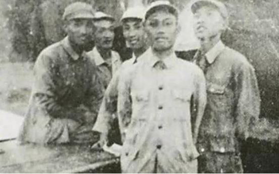 吴石牺牲31年后，蒋经国才极为震惊的得知：金门战役中，我军一幸存团政委在他眼皮下
