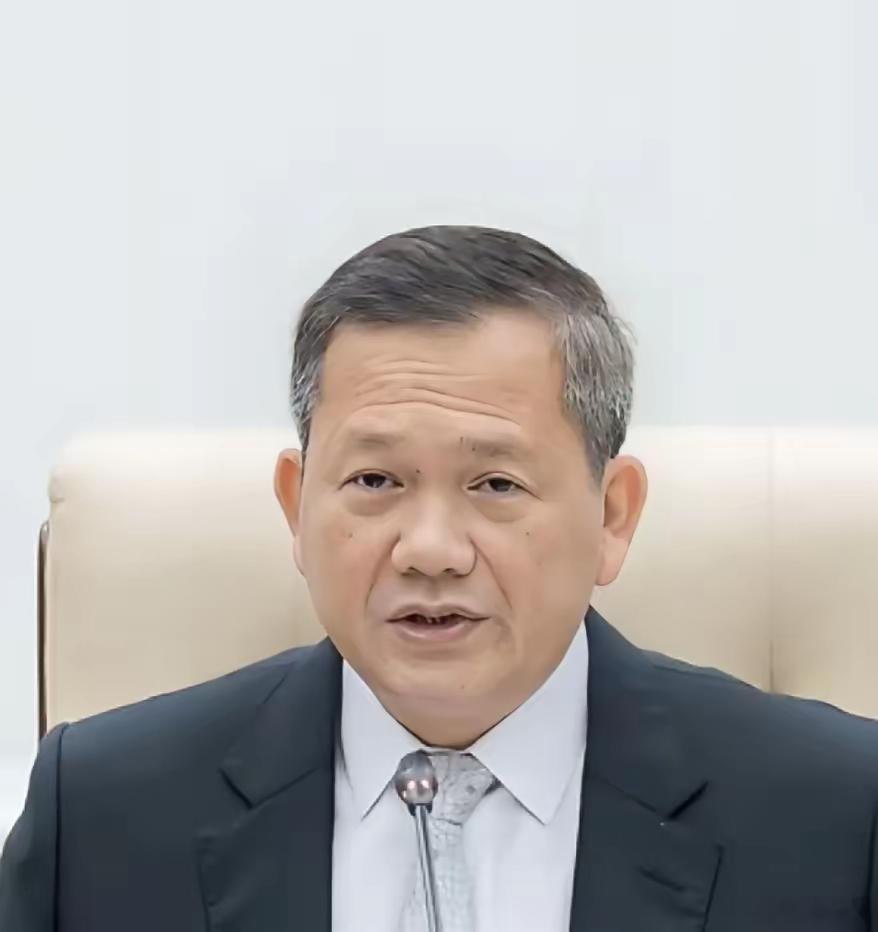 快讯！柬埔寨首相洪玛奈发表声明，称泰国军队突袭奥多棉桔省边境两个寺庙军事基地，随