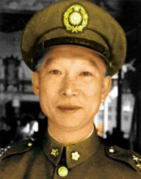 “我杀了十万日本人”，1993年，97岁的薛岳被告上法庭，面对法官的询问他沉默了