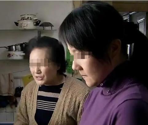 刚结婚婆婆跟我吐槽，她当年被婆婆骂都不带出声的，还说那时候她对婆婆可好了，我当时
