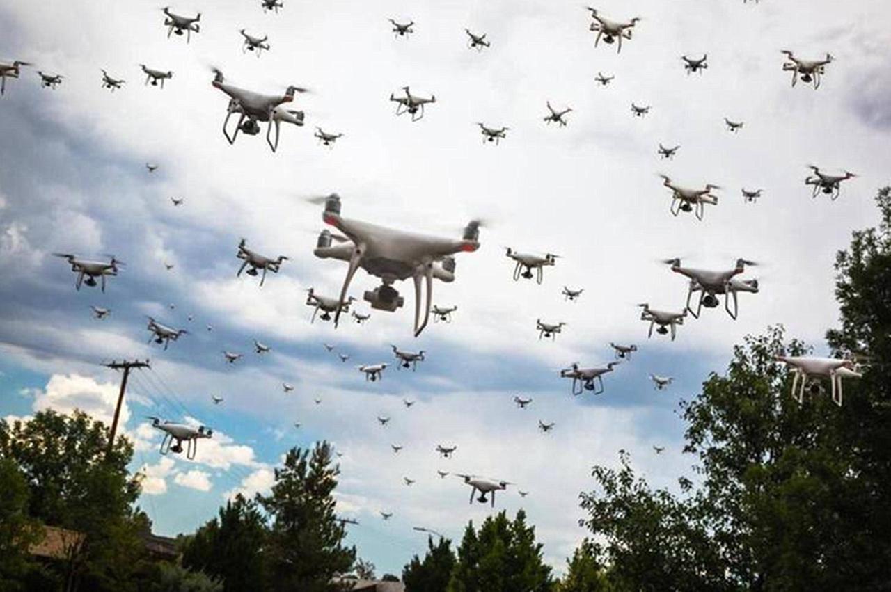 警惕！日本计划引进乌克兰无人机。
3月15日《联合早报》报日本2026年度预算中