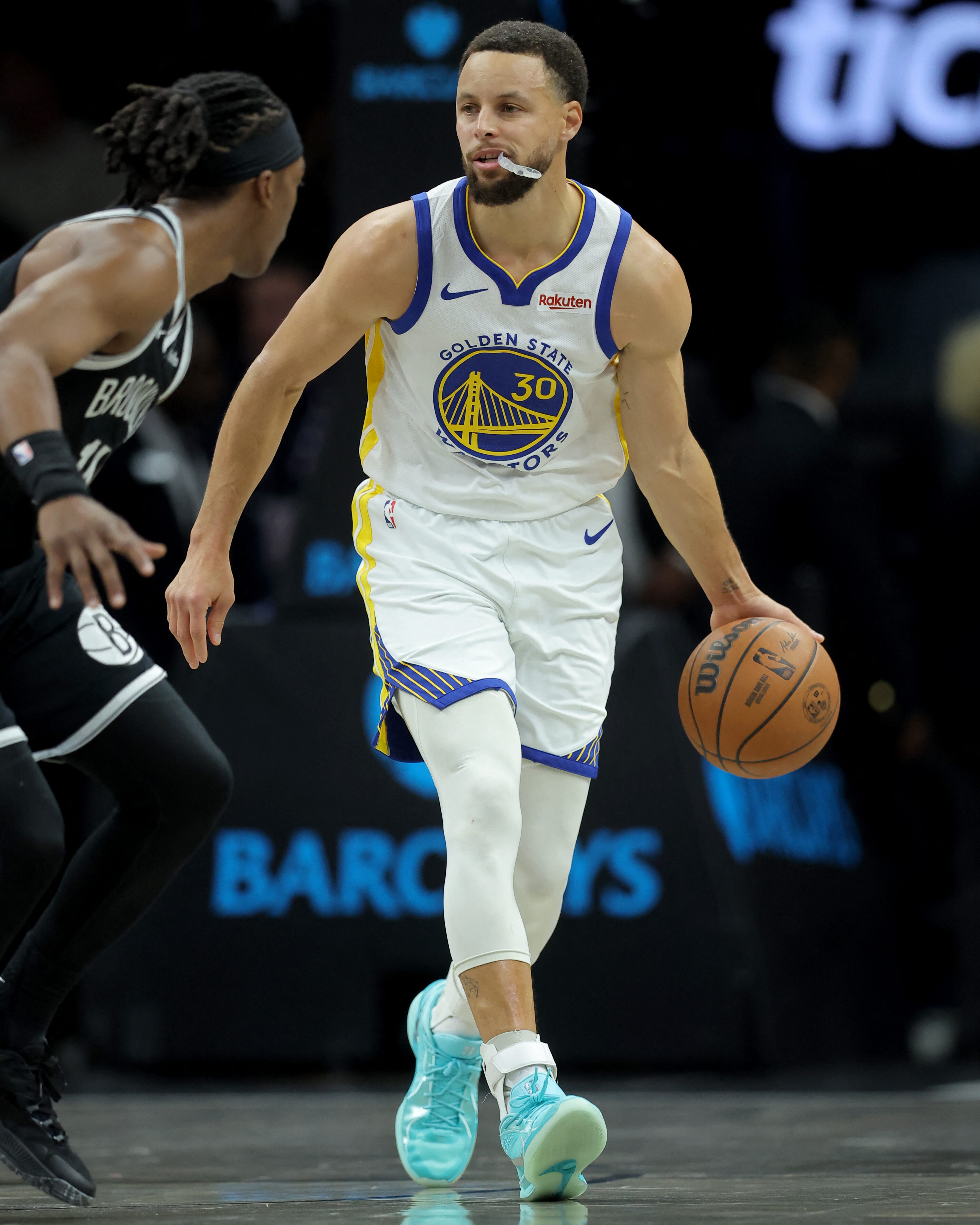 金州勇士NBA球员评分 库里-我的评分：打破12月魔咒，库里12月的表现可圈可点