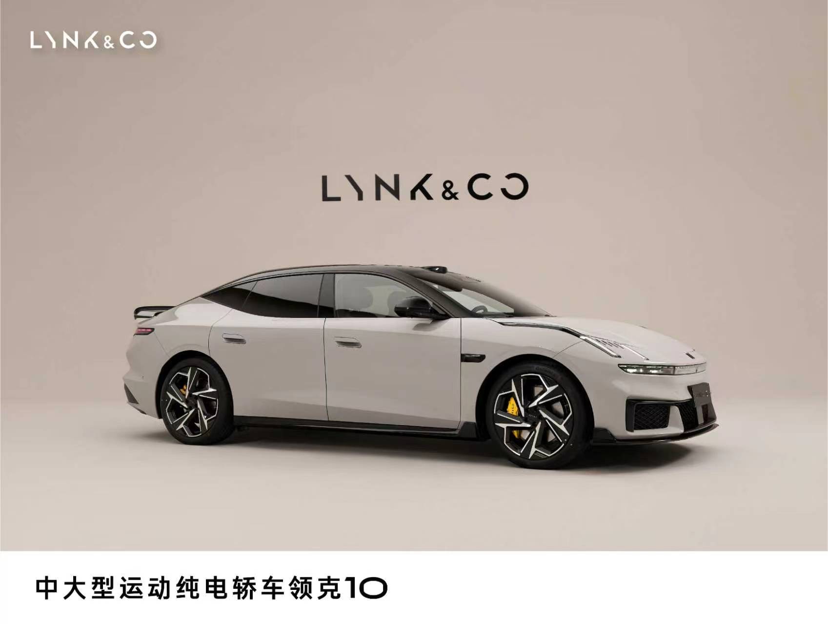 突然发现有车之后心态变了路人街头偶遇罗永浩现场看车，实地体验领克幺零，没有花哨排