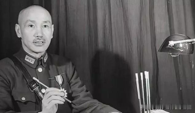 1945年毛泽东重庆谈判归来后突发怪病，有人担心是否遭遇了投毒行为？
1945年