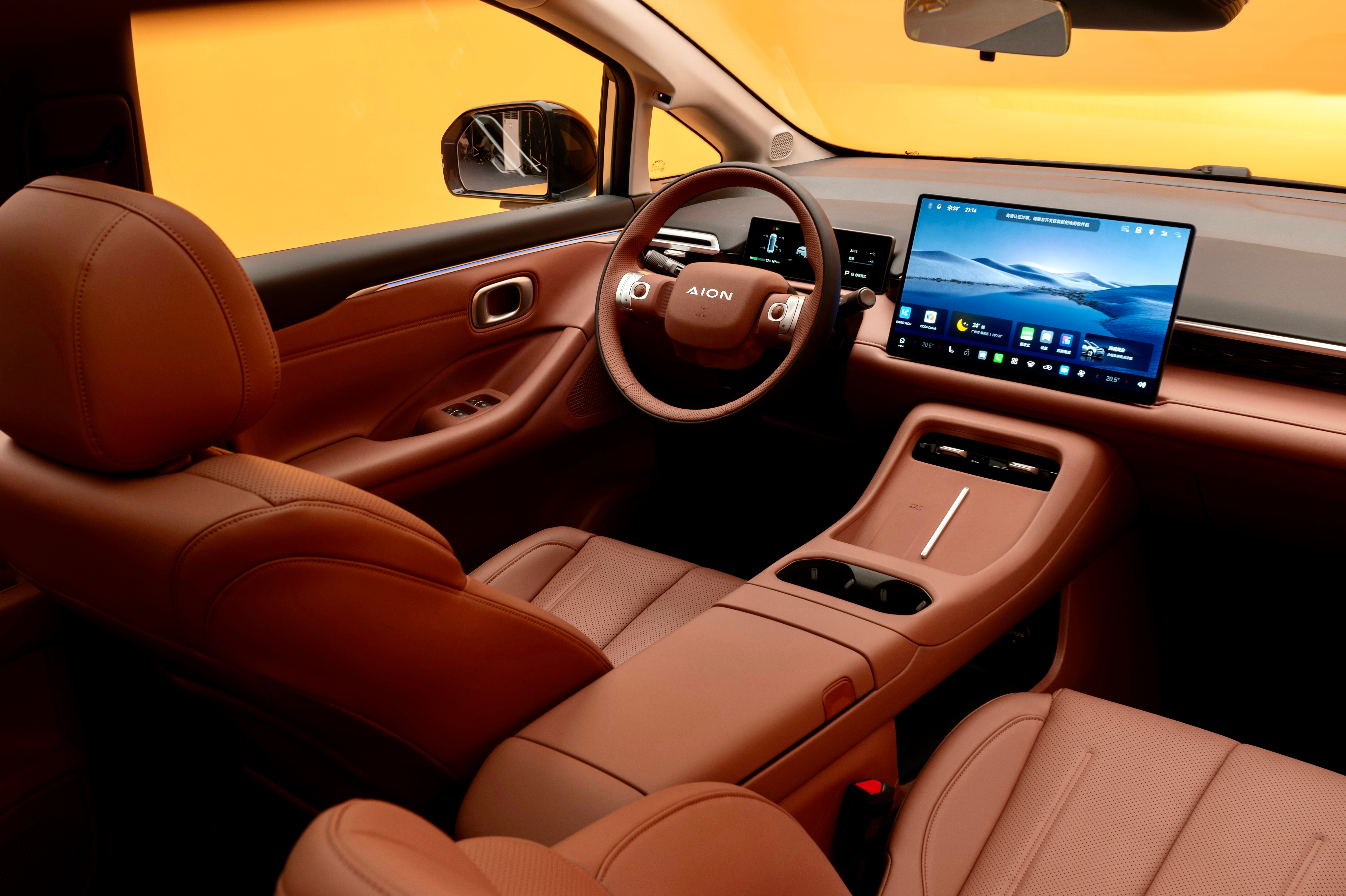 刚看到，今天埃安N60盲订开启了，没说价格。这车算是之前埃安Y的换代，埃安Y之前