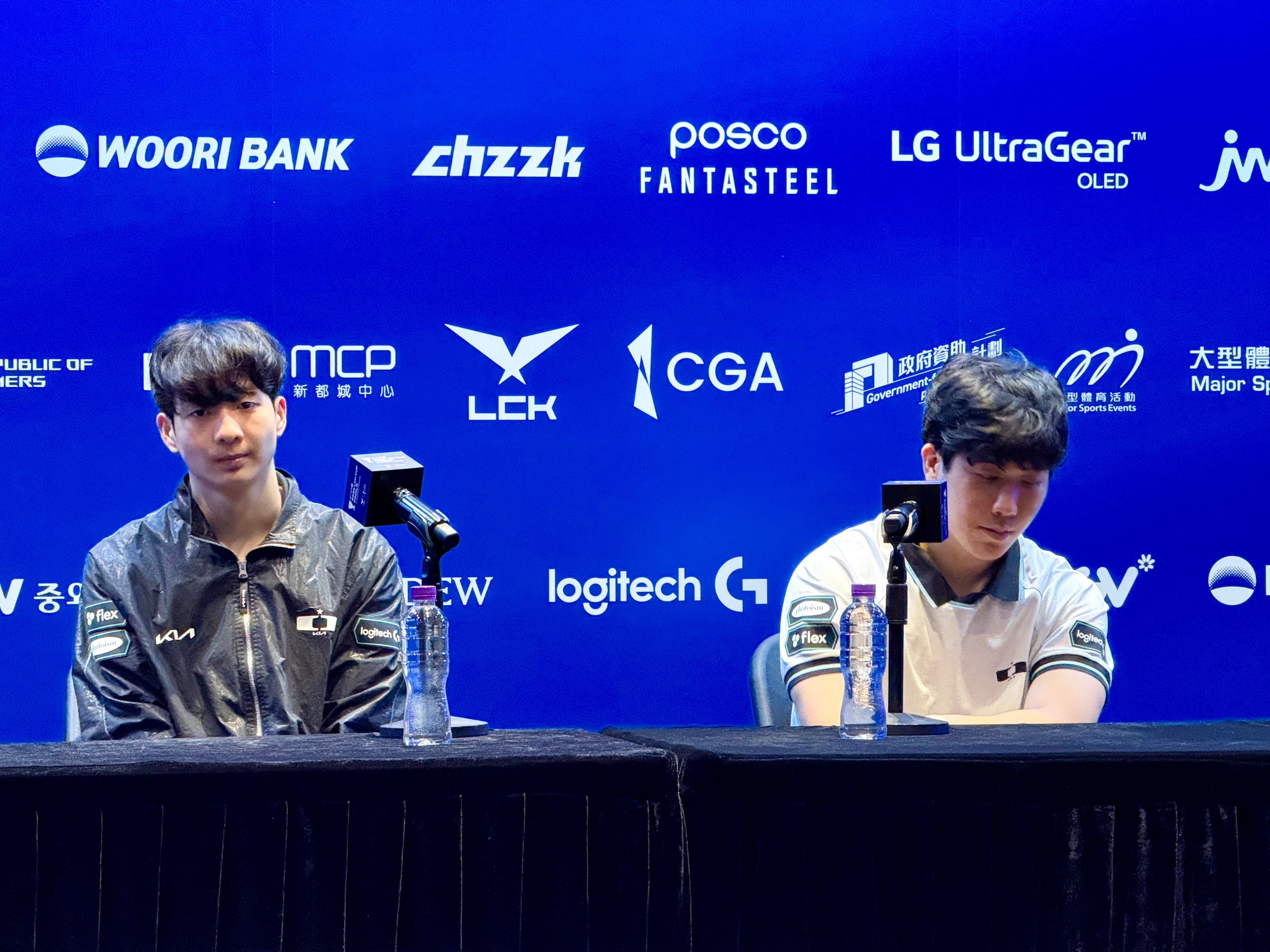 赛后采访是CvMax和Lucid选手出席2026lck2026lck杯英雄联盟