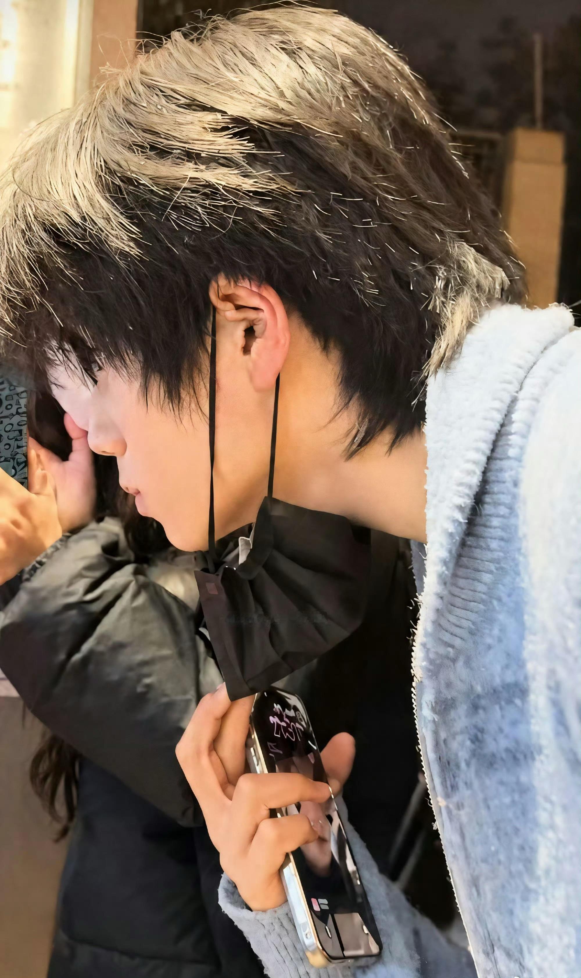 王橹杰手机壁纸王橹杰壁纸是穆祉丞？橹穆