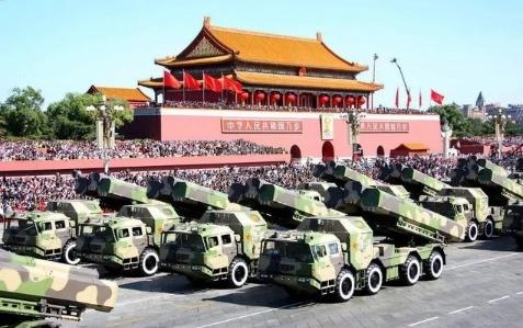 中国和美国或者日本将来必定会有一场战争，原因很简单。一是日本不承认侵略罪行，还妄