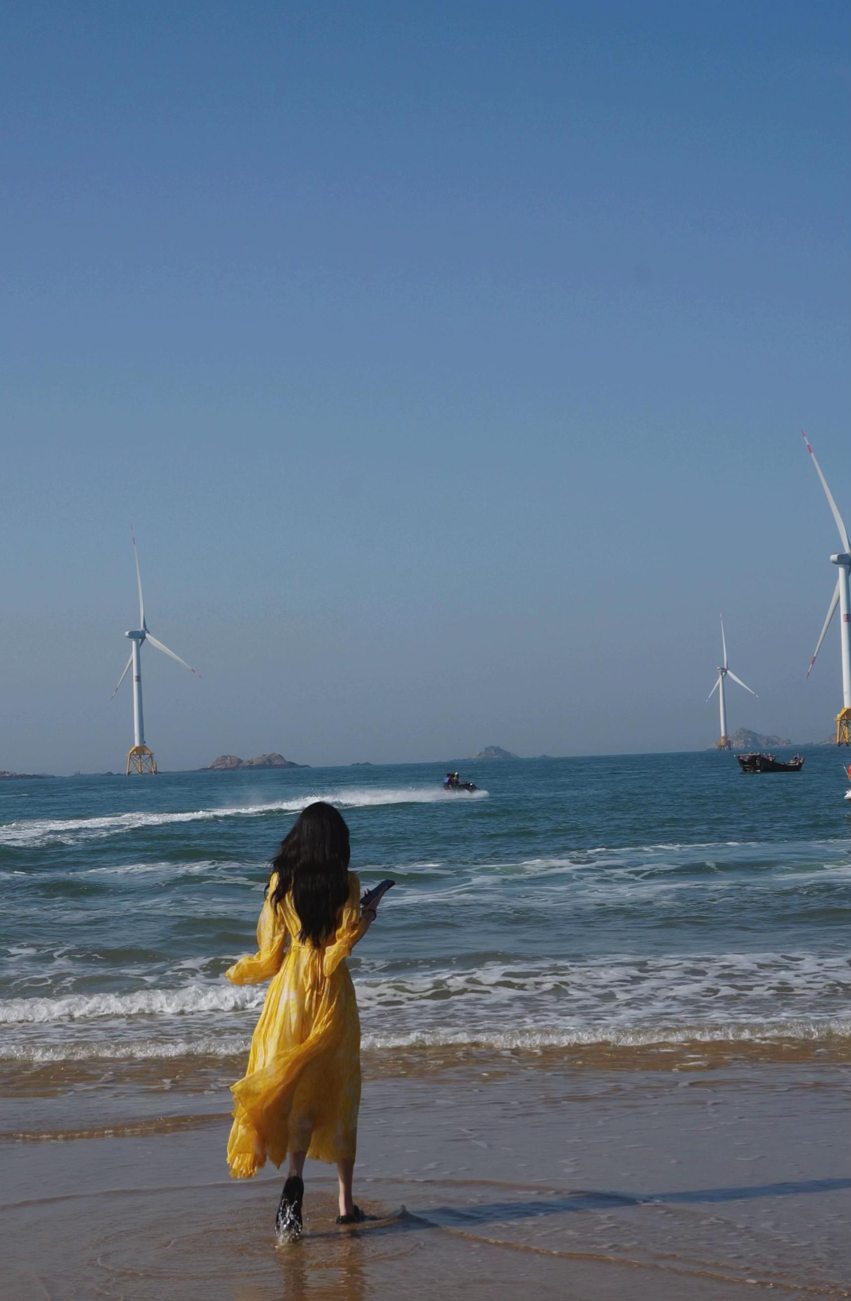 我真的很喜欢缘分这个词 因为事在人为听起来真的太痛了