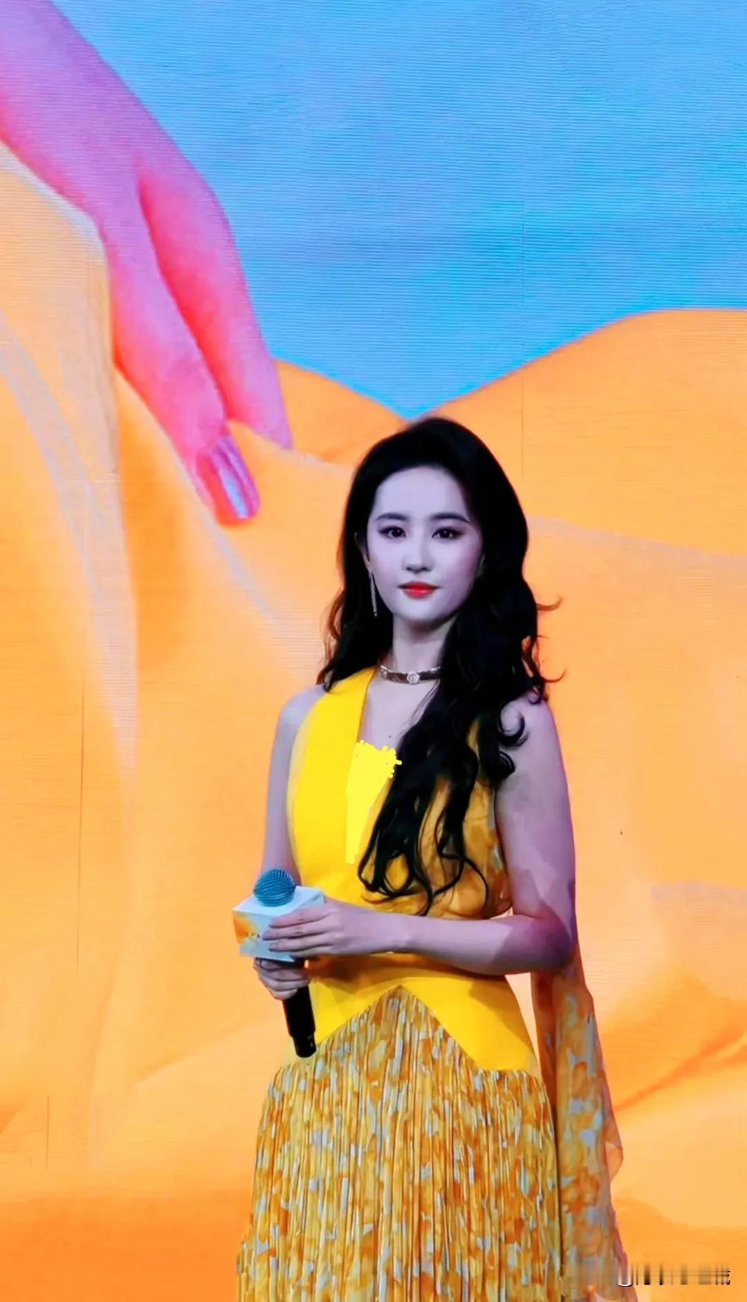 穿衣服最重要的一点是什么?女生穿衣服最重要的是找到适合自己的平衡点，核心可以归结