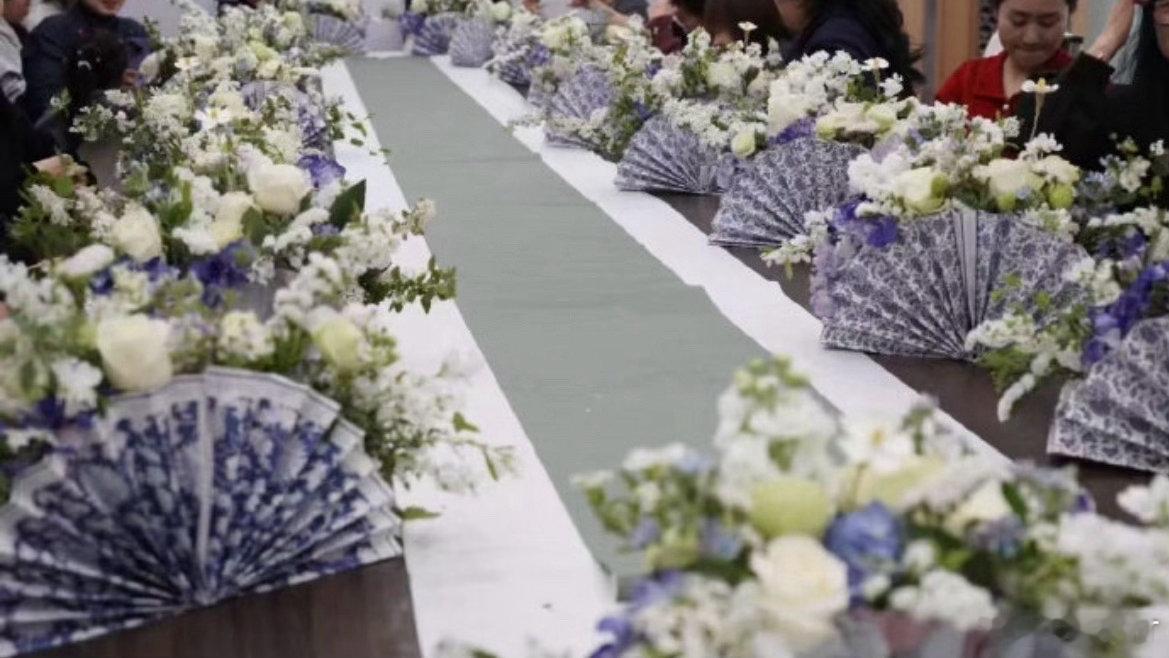 台州让艺术课堂走进市民的日常天台始丰全民艺术课堂越剧开唱，专业教学传经典，多类课