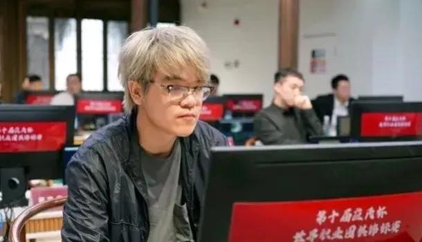 漂亮~柯洁重现霸气


柯洁辉煌时代赢棋的两大法宝是？您知道吗？

第10届应氏