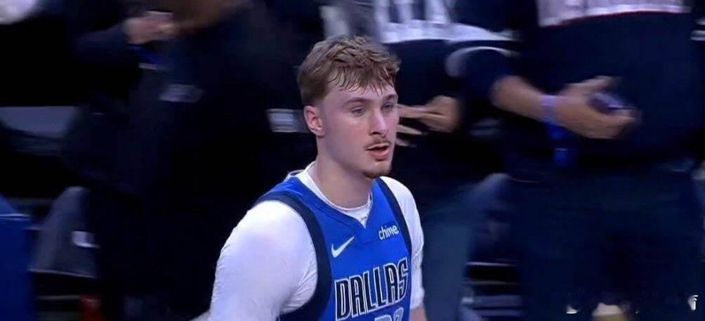 三连胜，独行侠118-108力擒热火，浓眉复出立竿见影！弗拉格22分6篮板、马绍