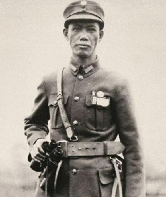 南昌起义时他带领五千人倒向蒋介石，后来新中国成立却担任副主席，这背后有何原因？