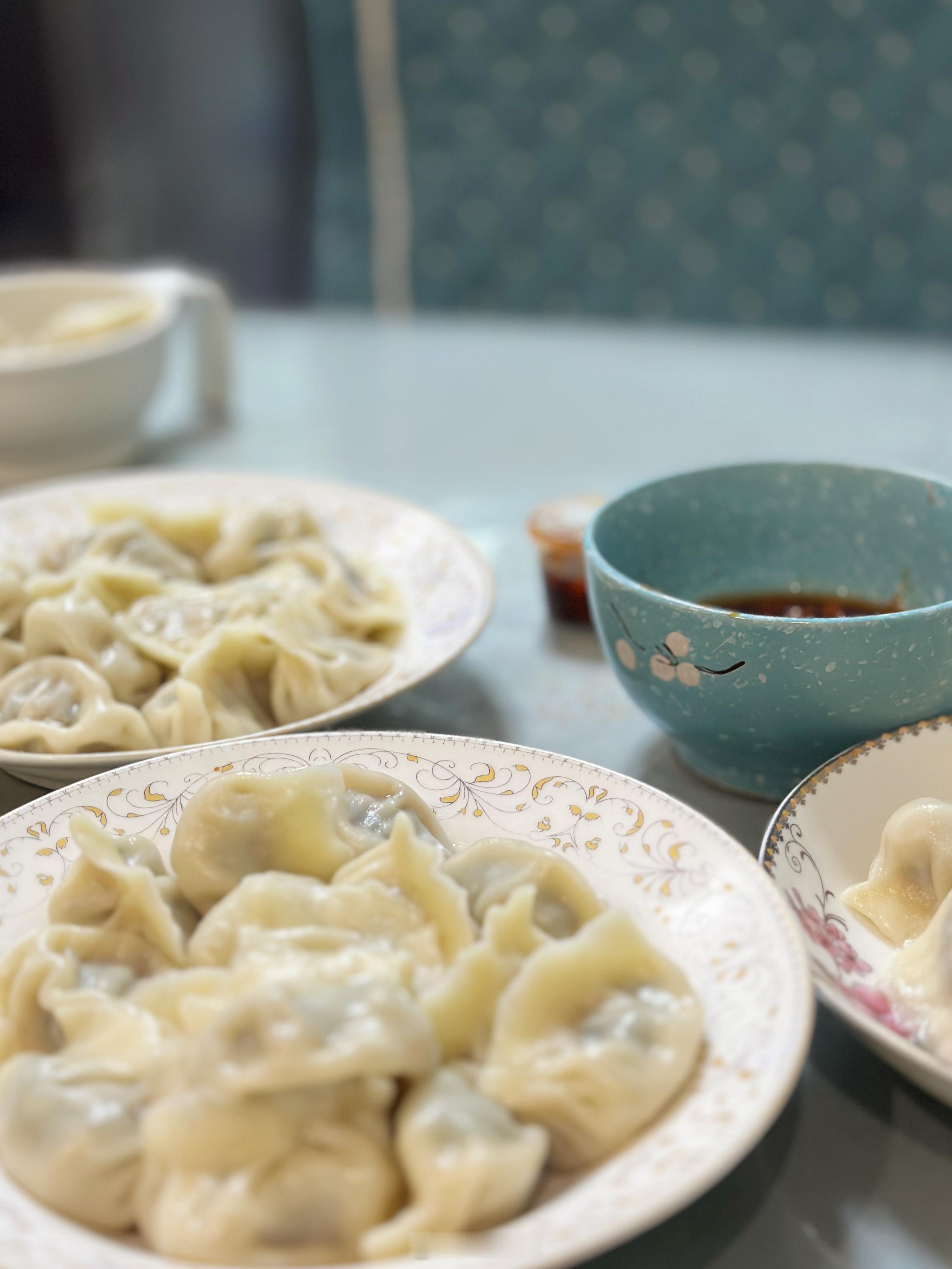 🧨姐妹们，小年快乐呀～～～看我买的穿戴甲👀大家今年美甲做啥款嘞👀 ​​​