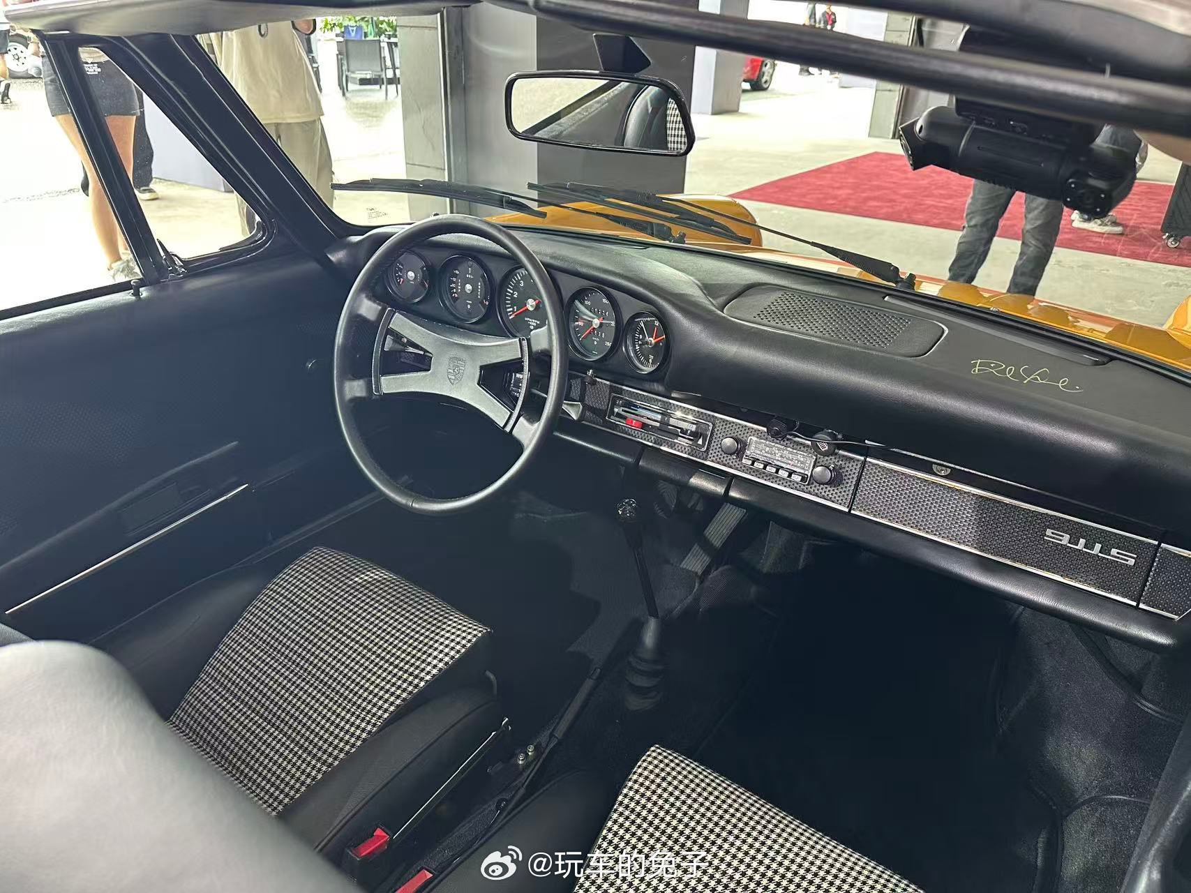 买车的底层逻辑变了其实吧，我倒是觉得不管以前还是现在，燃油车还是新能源车，大家买