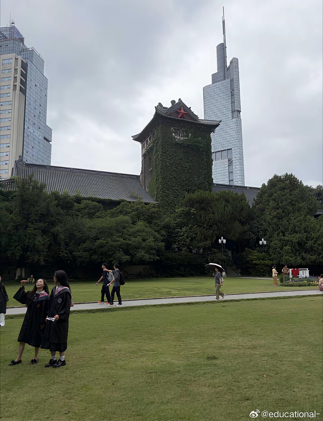 新的一周开始了，祝大家收获满满，吃早饭去了。 