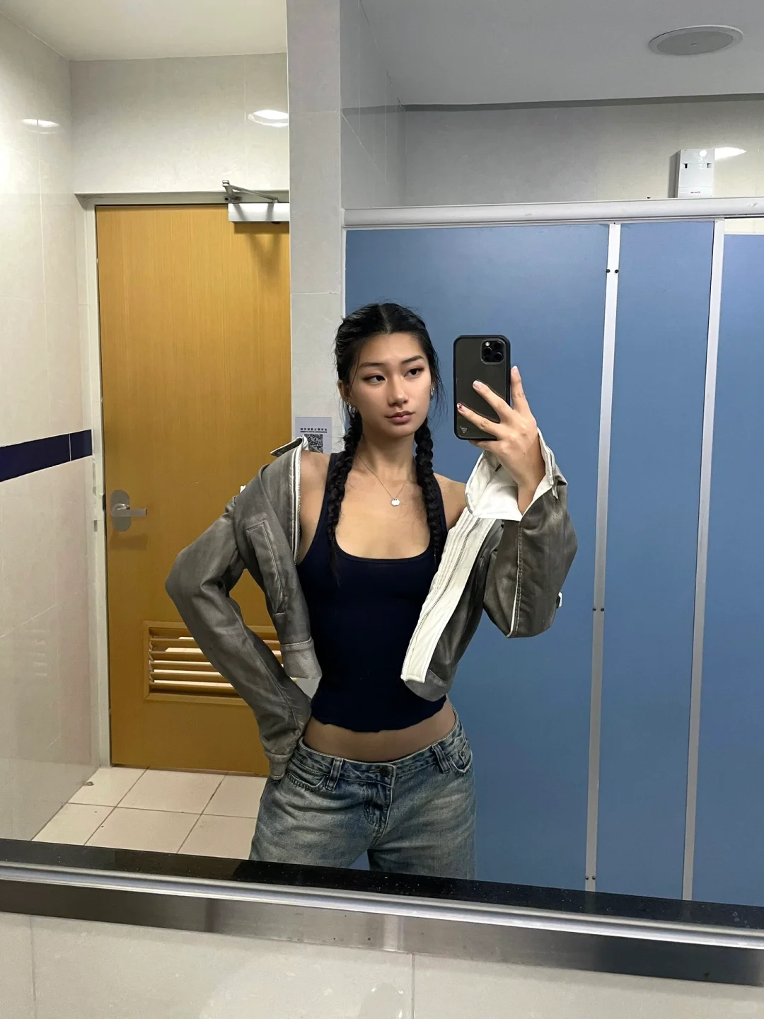 leather jacket ootd