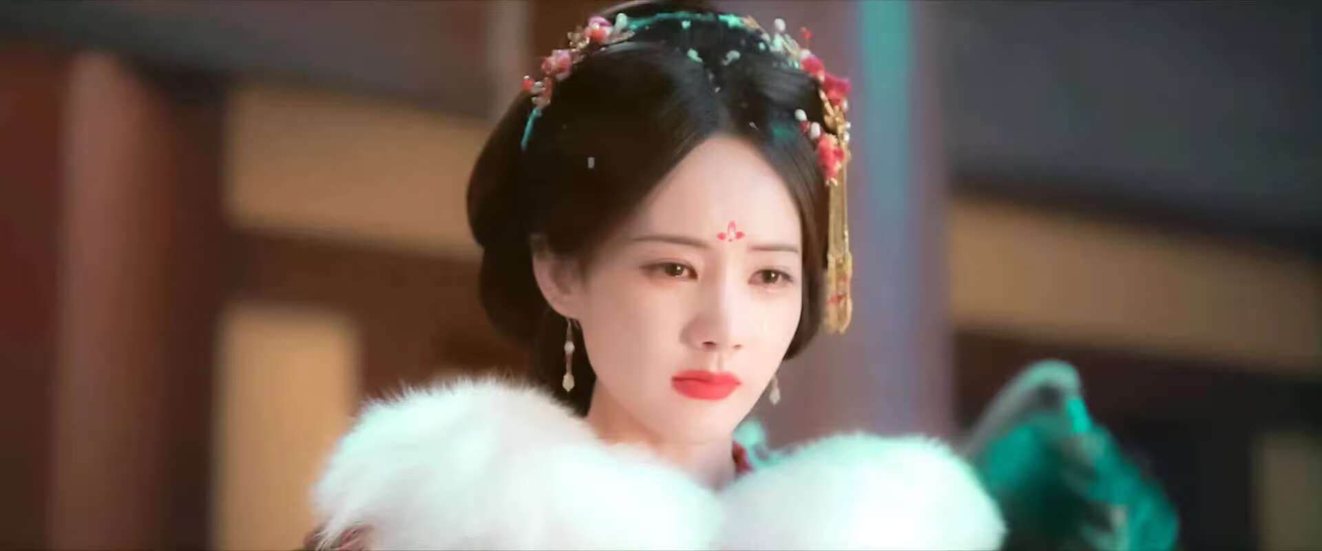 热播剧《书卷一梦》，结构精妙，带你领略多重嵌套世界的魅力！剧中，楚归鸿自戕，南珩