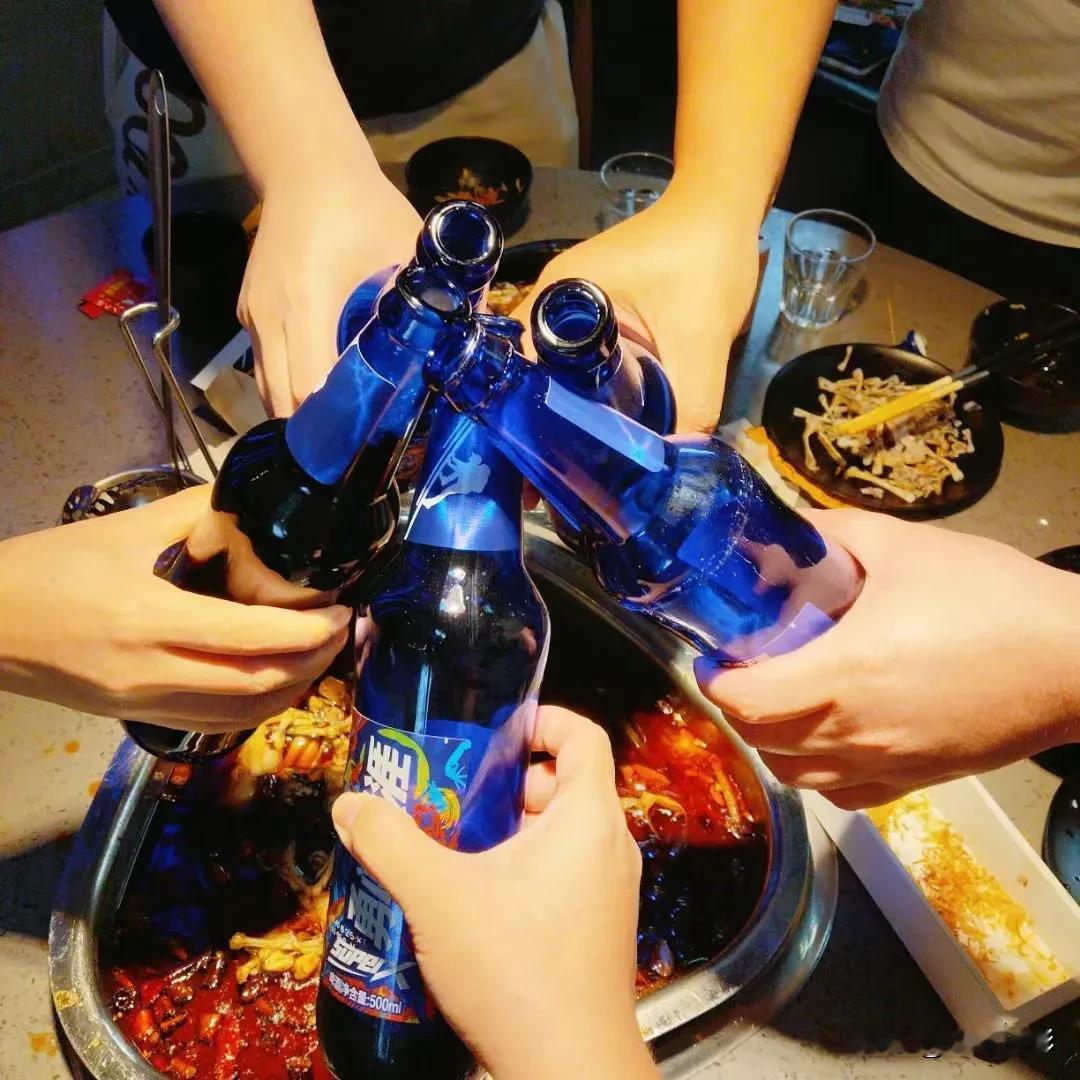 广西人都来说说看，国庆几天饮了多少场？吃了几次烧烤？放假几天，朋友圈里都是晒吃晒