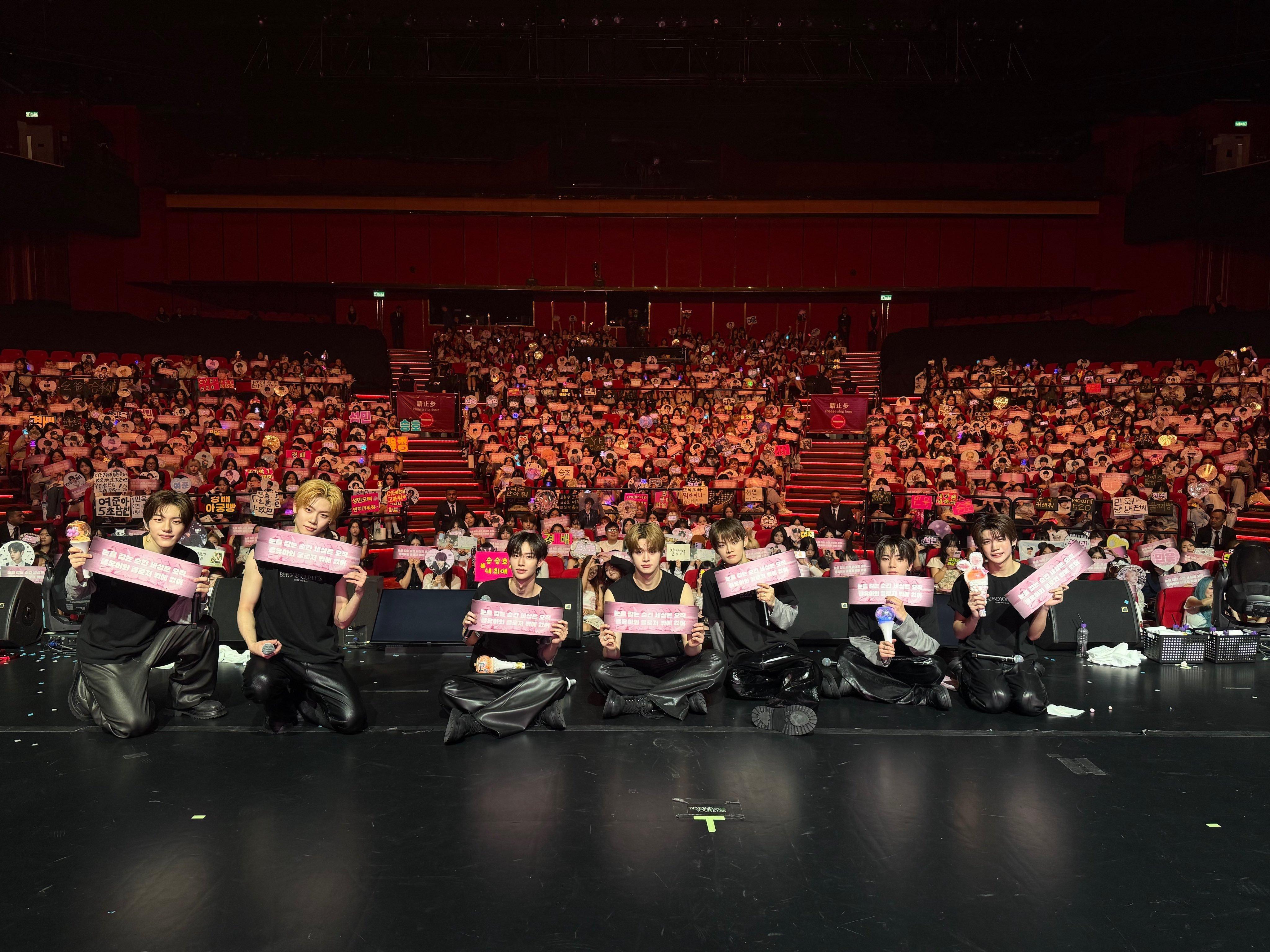 CLOSEYOUREYES[超话]260912 X closeyoureyes_