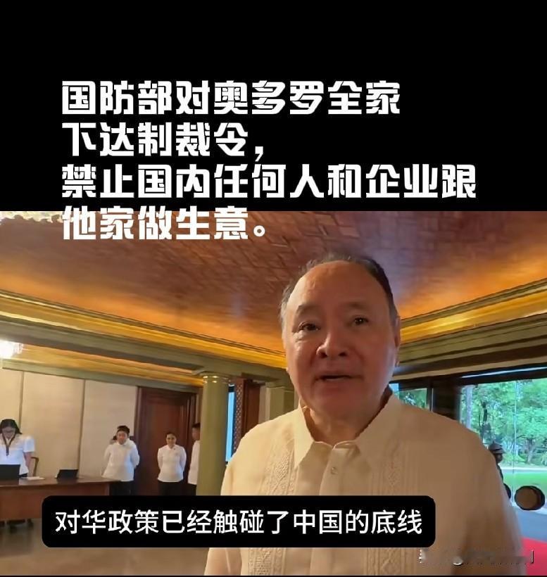 老乡去镇上进货，发现常摆在冰柜C位的生力啤酒，全被贴上了“清仓”红纸。一问才知道