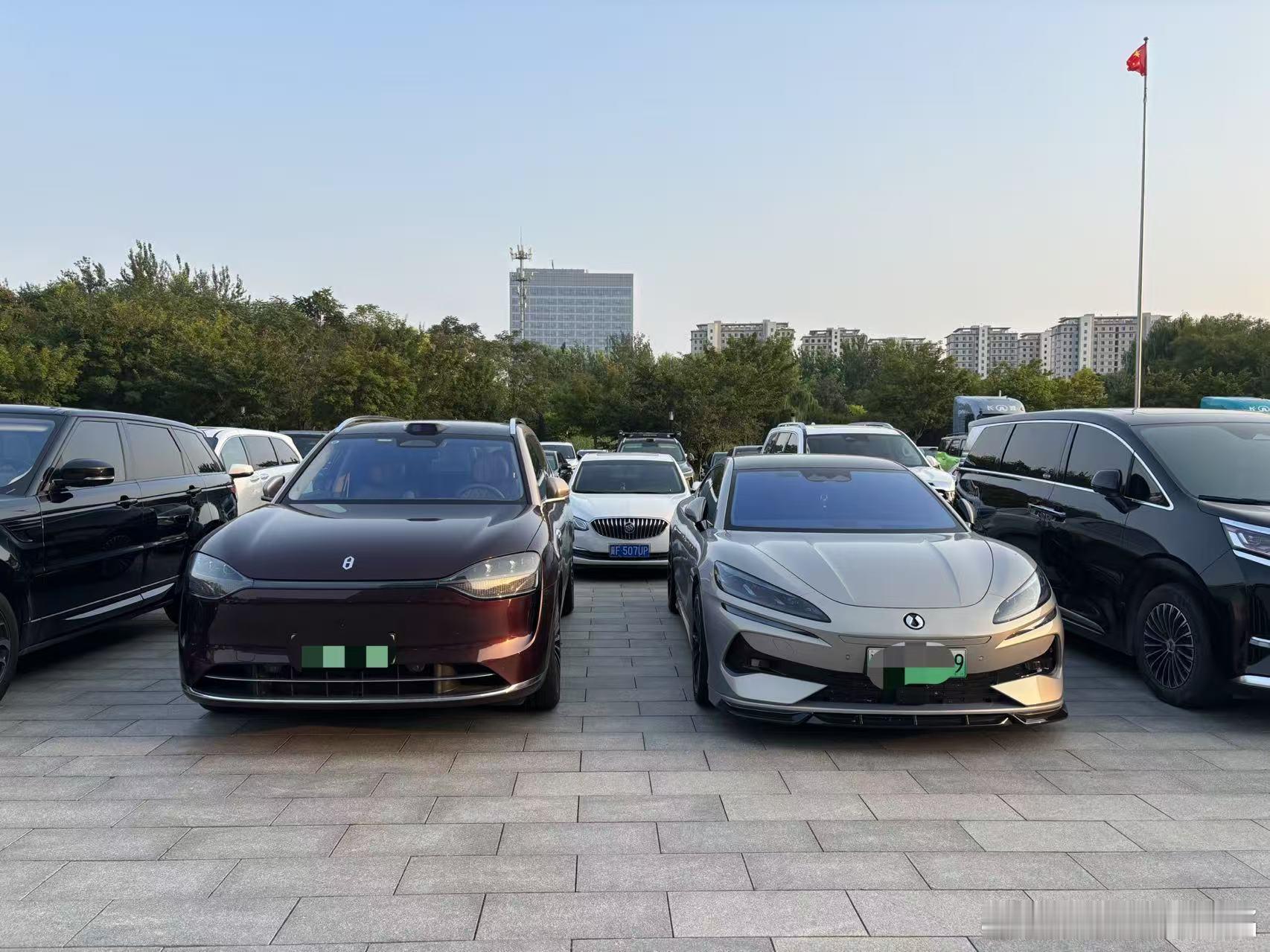 长城总部的“外来”车辆中，最多的是小米YU7，最令人意外的是仰望U7和腾势Z9 