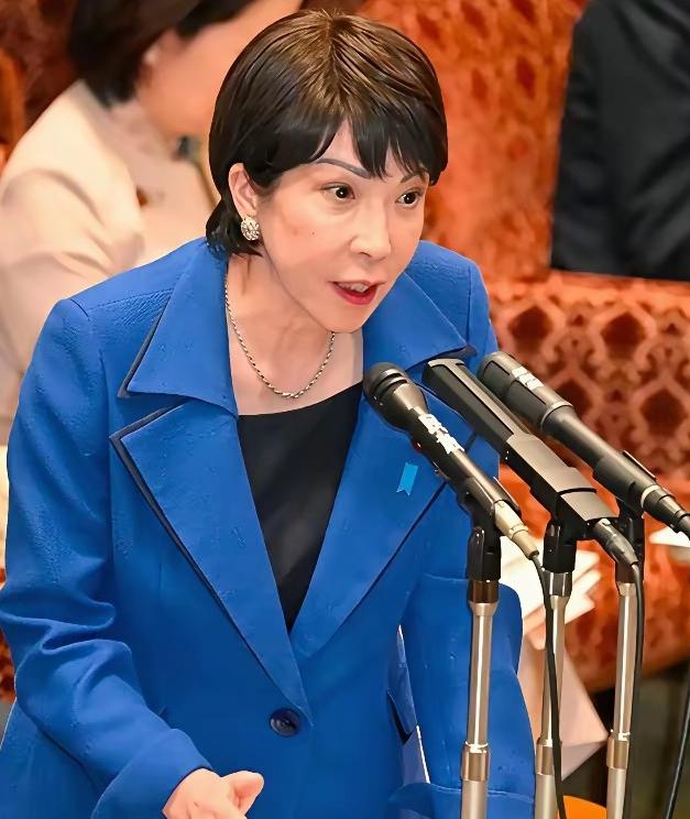 日本这个国家，你跟它讲道理没用，跟它比武器更没用。

翻开历史就会发现，唐朝一把