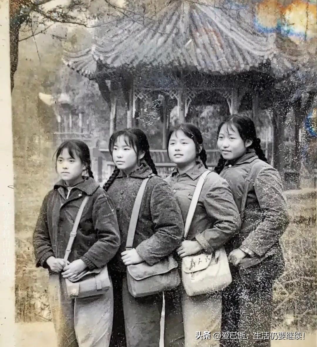 现在很多人喜欢自拍，特别是“宝妈”们，几乎每天都会记录宝宝的日常。
一是给自己留