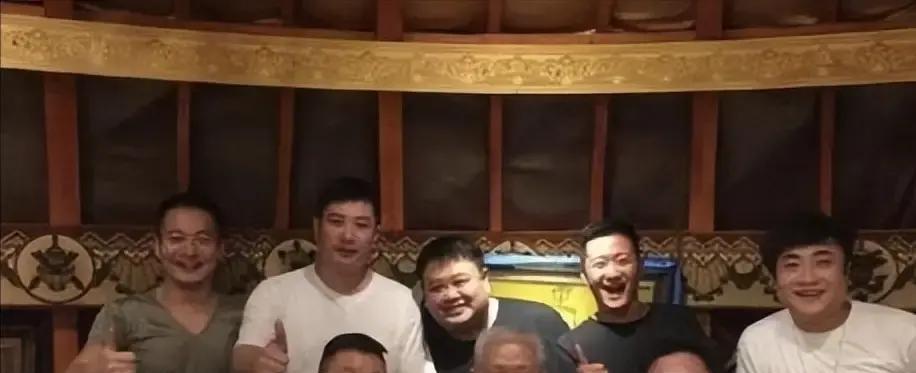 吴京打不通的电话，于谦一个短信就接了。
《流浪地球3》剧组遇到航天技术卡点，特效