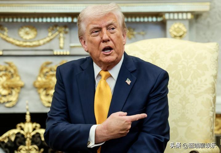 川普称如果民主党不同意国土安全部拨款法案，下周一将在各地机场部署ICE特工。
并