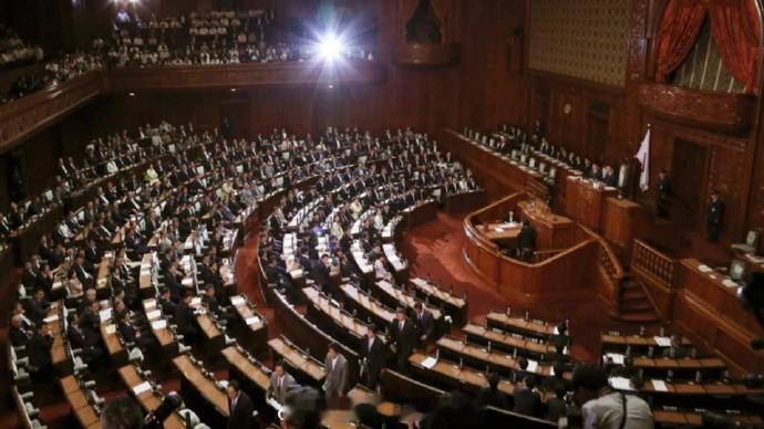 【日本通过史上最高补充预算 18.3万亿日元投向国防与民生】
日本参议院通过了2