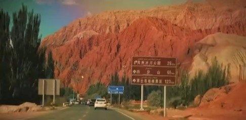 把生活调成自驾模式可以去自驾也是自己人生的一个方向盘的快乐，而且也是能够感受到不