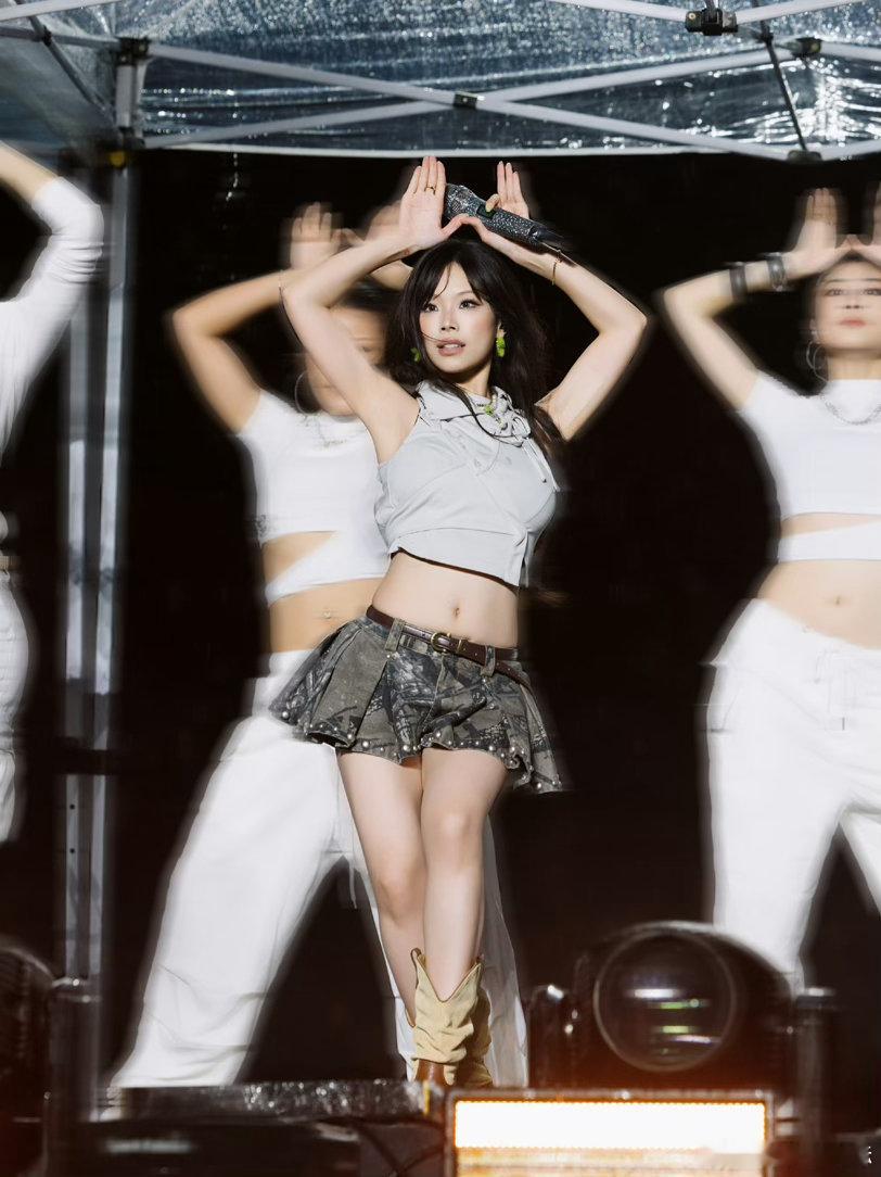 万妮达你的市场有了、万妮达市场围观下啦，万妮达你的市场有了，可以有啊，万妮达市场