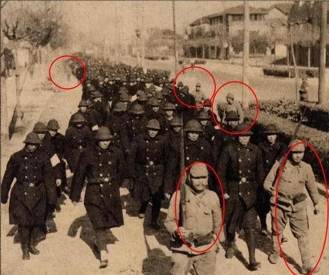1937年，2000多名中国警察，被6个日本兵押往南京城郊屠杀！有人说：“如果有