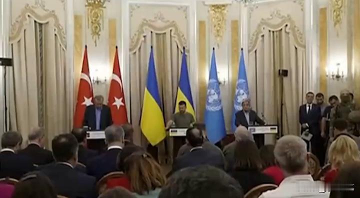 美国特使威特科夫 5 日在阿布扎比俄美乌三方会谈结束后宣布，“俄乌双方已同意交换