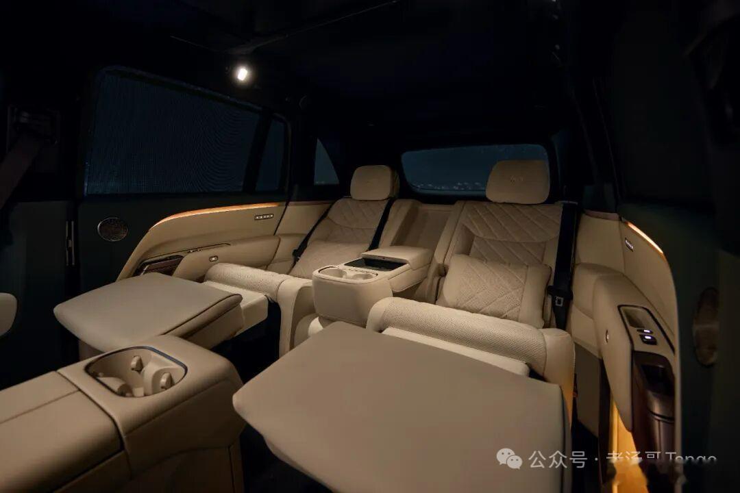 大五座SUV的打开方式，看乐道L80和理想L8，完全是两种解题思路，各有各的道理