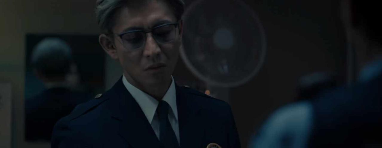 木村你是细节怪吗
发现教官和学生对话的时候倾向于让自己的左边身子更靠近学生。
如