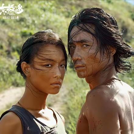 突然有点同情《东极岛》了！​本来媒体们都很看好这部电影，觉得有望冲击高票房，如今