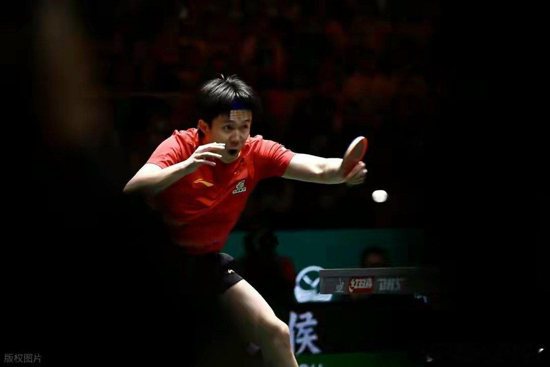 混团世界杯：中国队8-0横扫韩国队 豪取五连胜 12月4日上午，2025年国际乒